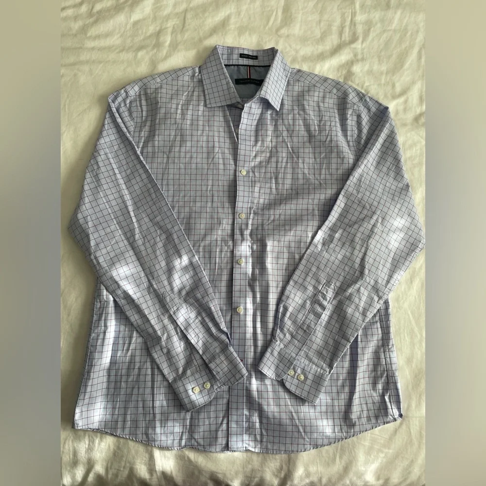 Tommy Hilfiger Men's Blue and Red Grid Shirt - Picture 3 of 4